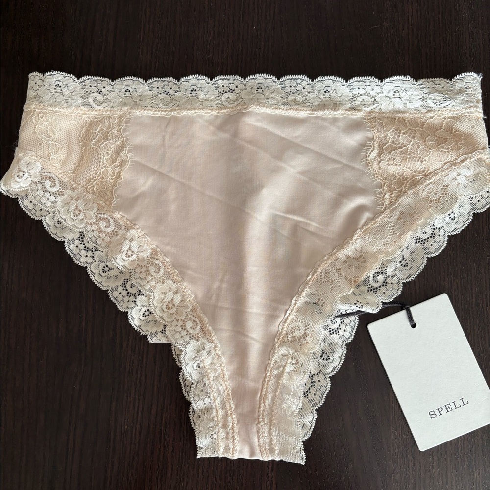 Spell Melody Brief - Antique Cream